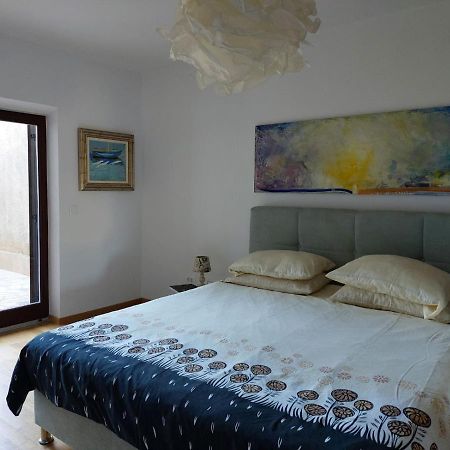 Apartment Irena-Pula Marina Buitenkant foto