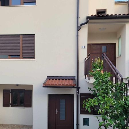 Apartment Irena-Pula Marina Buitenkant foto