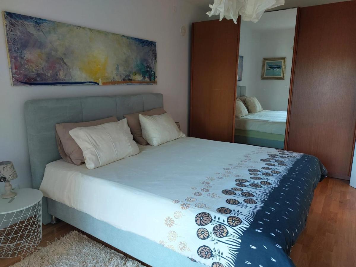 Apartment Irena-Pula Marina Buitenkant foto